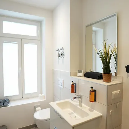 Boutique Design - 53 Qm Mit Fussbodenheizung Und Balkon Apartmán Lipsko