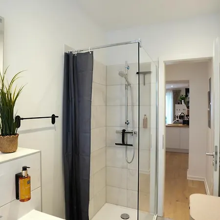 Apartamento Boutique Design - 53 Qm Mit Fussbodenheizung Und Balkon *