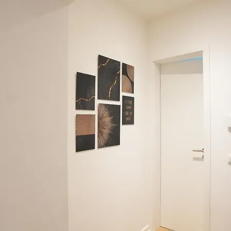 Apartamento Boutique Design - 53 Qm Mit Fussbodenheizung Und Balkon *