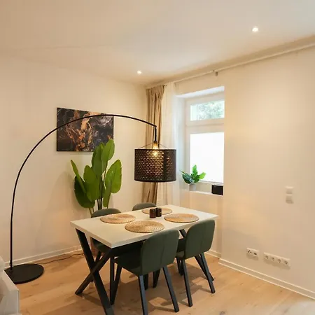 Boutique Design - 53 Qm Mit Fussbodenheizung Und Balkon *