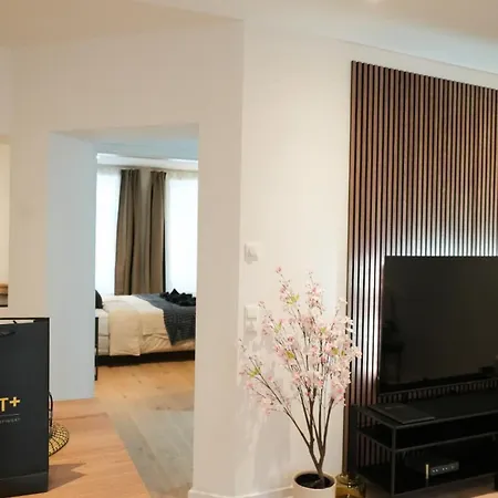 Boutique Design - 53 Qm Mit Fussbodenheizung Und Balkon Appartement *