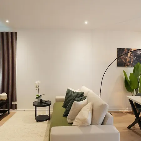 Boutique Design - 53 Qm Mit Fussbodenheizung Und Balkon Lipsko