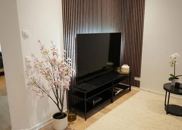 Boutique Design - 53 Qm Mit Fussbodenheizung Und Balkon Apartmán